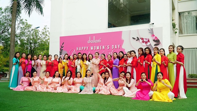 Công đoàn Công ty cổ phần Dạ Lan sôi nổi các hoạt động chào mừng kỷ niệm 94 năm ngày thành lập Hội liên hiệp phụ nữ Việt Nam (20/10/1930-20/10/2024)