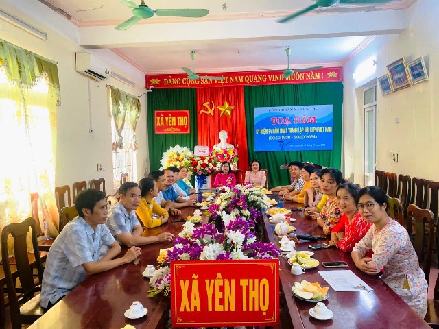 Công đoàn xã Yên Thọ tổ chức hội nghị tọa đàm Kỷ niệm 94 năm Ngày thành lập Hội LHPN Việt Nam (20/10/1930 – 20/10/2024) và 14 năm Ngày phụ nữ Việt Nam
