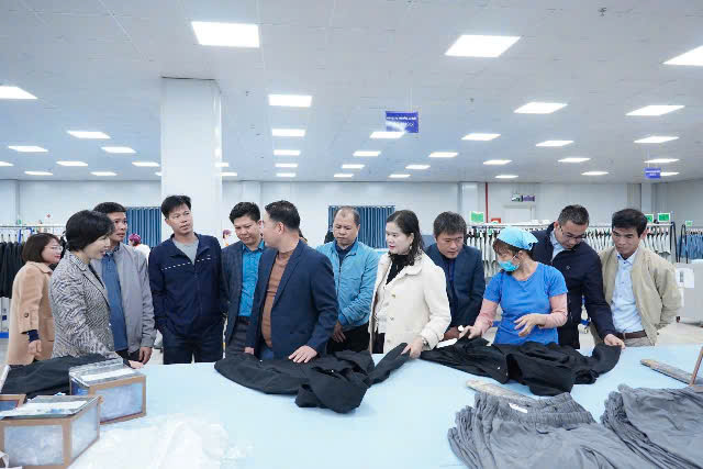 ông tác tuyên truyền tháng hành động về an toàn, vệ sinh lao động gắn với Tháng công nhân năm 2025
