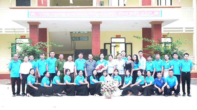 Nâng cao công tác phối hợp chăm lo tốt đời sống đoàn viên, người lao động