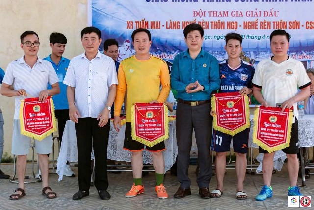 Hậu Lộc: Nghiệp đoàn nghề rèn xã Tiến Lộc sôi nổi tổ chức Giải bóng đá Chào mừng Tháng Công nhân năm 2025