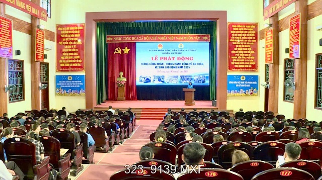 Hà Trung tổ chức Lễ phát động “Tháng Công nhân - Tháng hành động về An toàn, vệ sinh lao động năm 2025”.