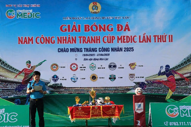 Hậu Lộc: Khai mạc Giải bóng đá nam Chào mừng tháng công nhân năm 2025